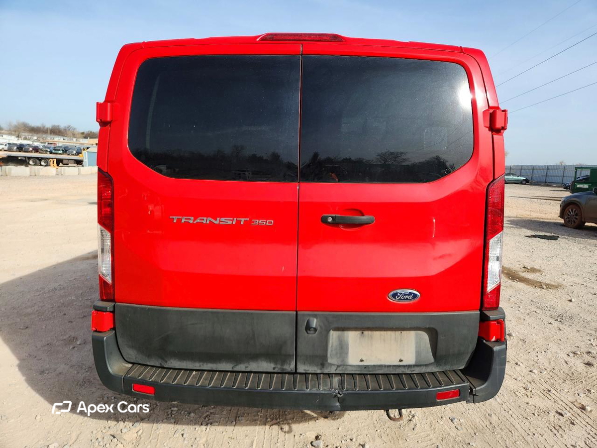 Ford Transit 2021