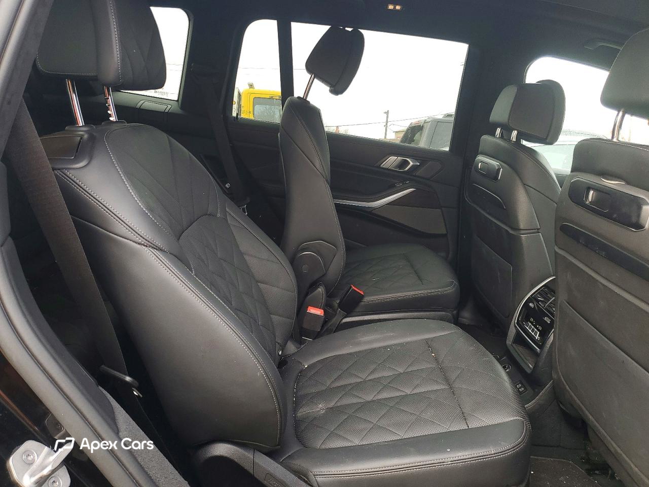 BMW X7 2024