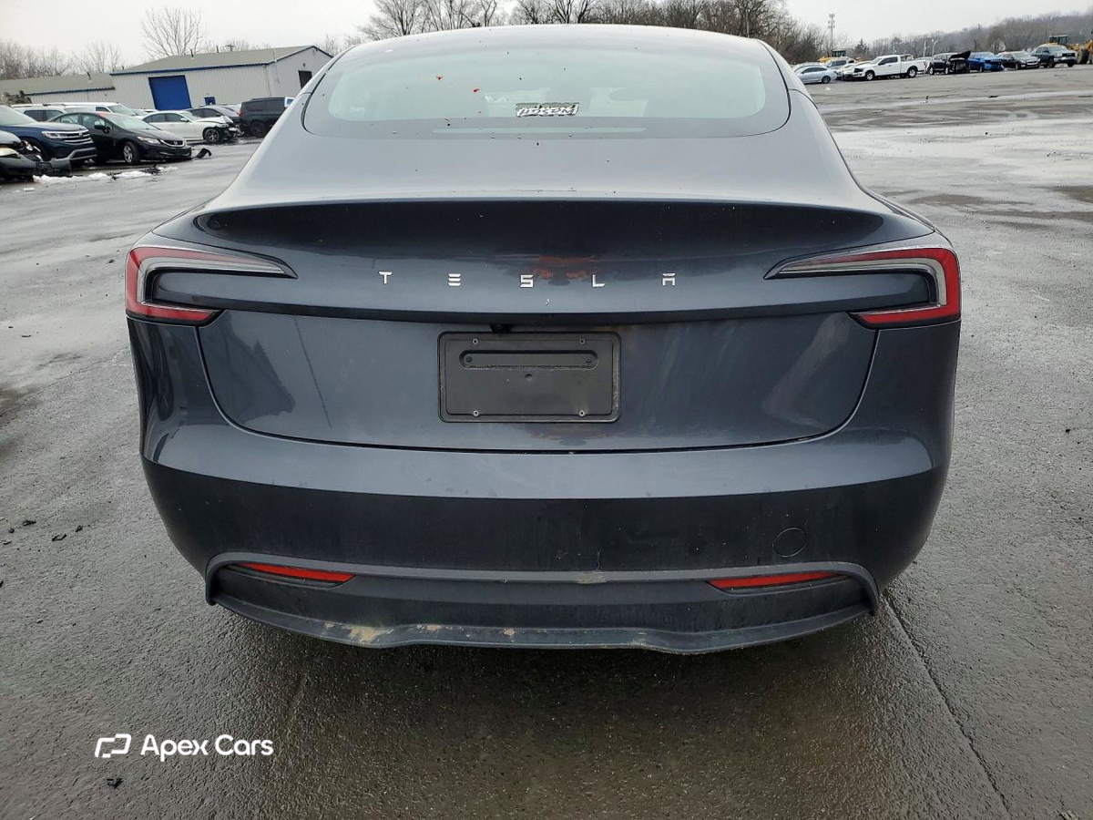 Tesla Model 3 2025