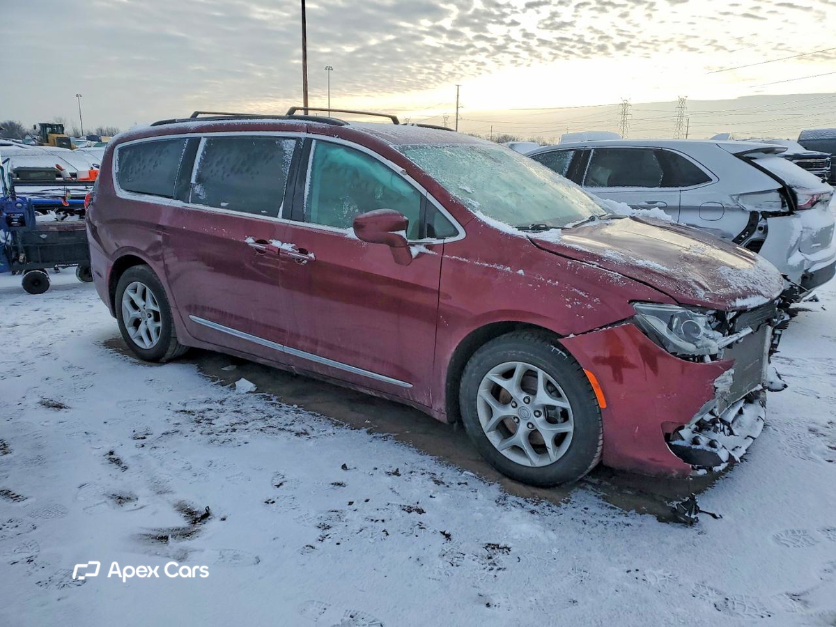 Chrysler Pacifica 2017