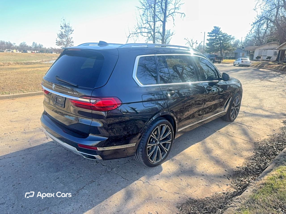 BMW X7 2022