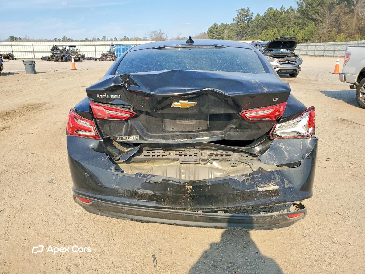 Chevrolet Malibu 2021