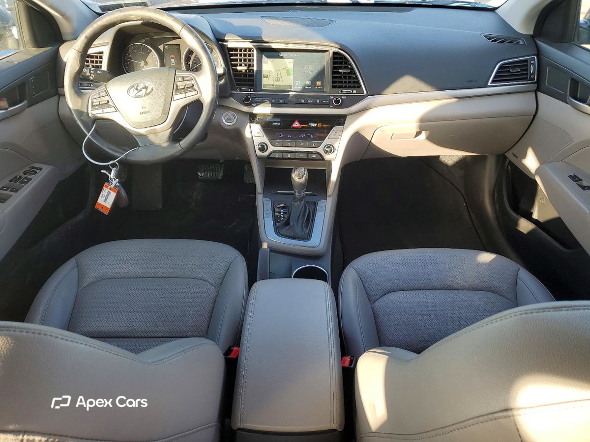 Hyundai Elantra 2017