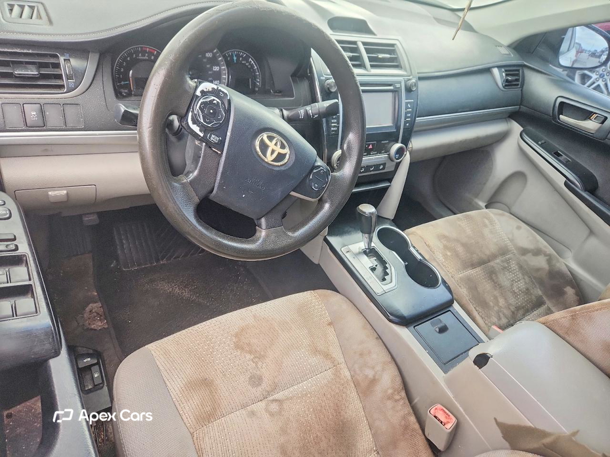 Toyota Camry 2012