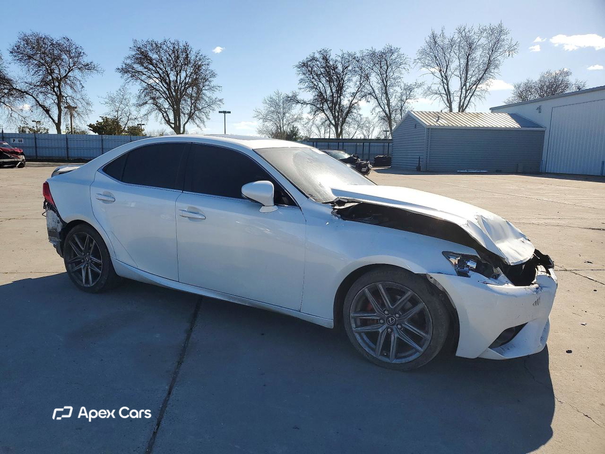 Lexus IS 2015