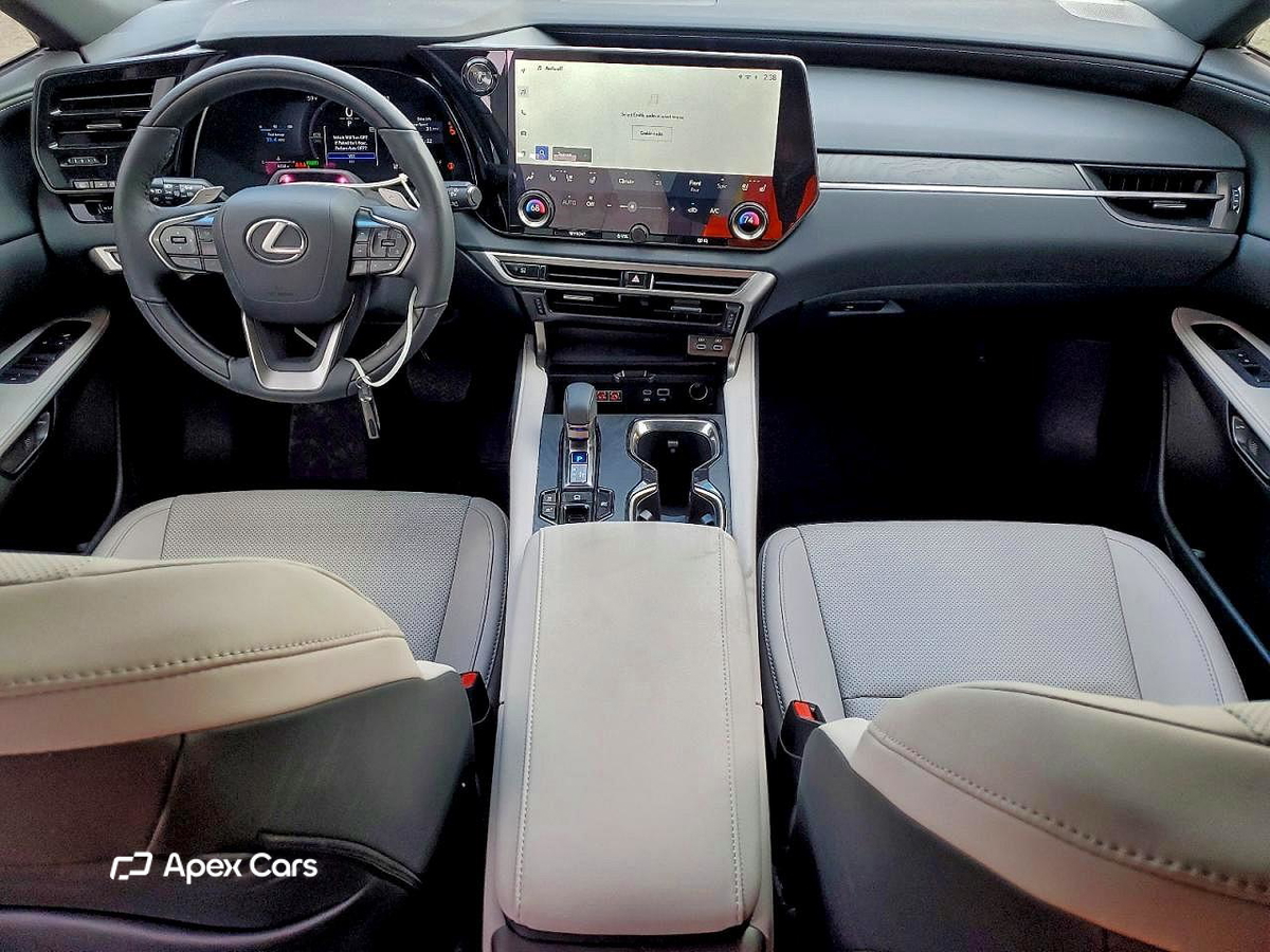 Lexus RX 2025