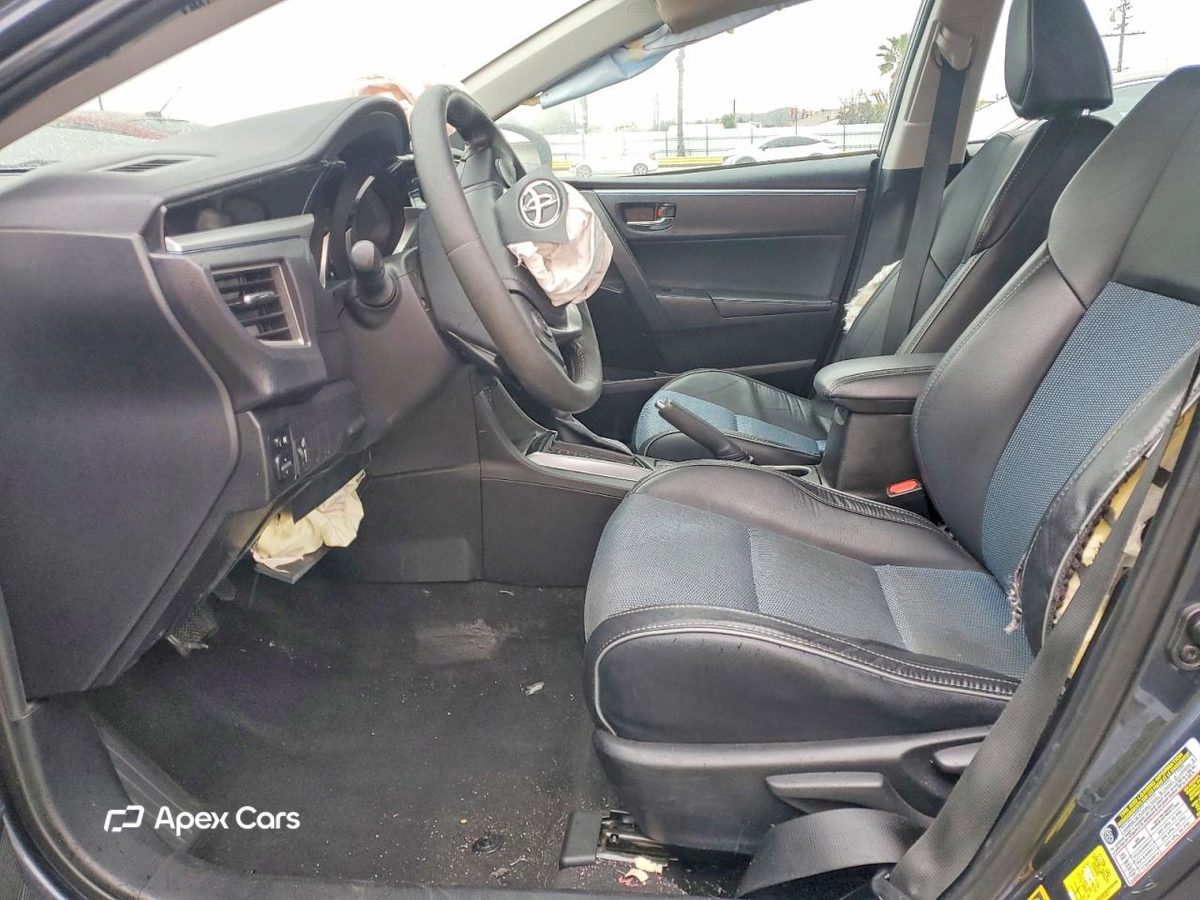 Toyota Corolla 2015
