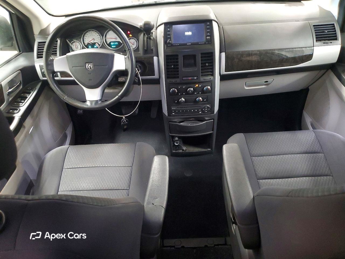 Dodge Caravan 2010