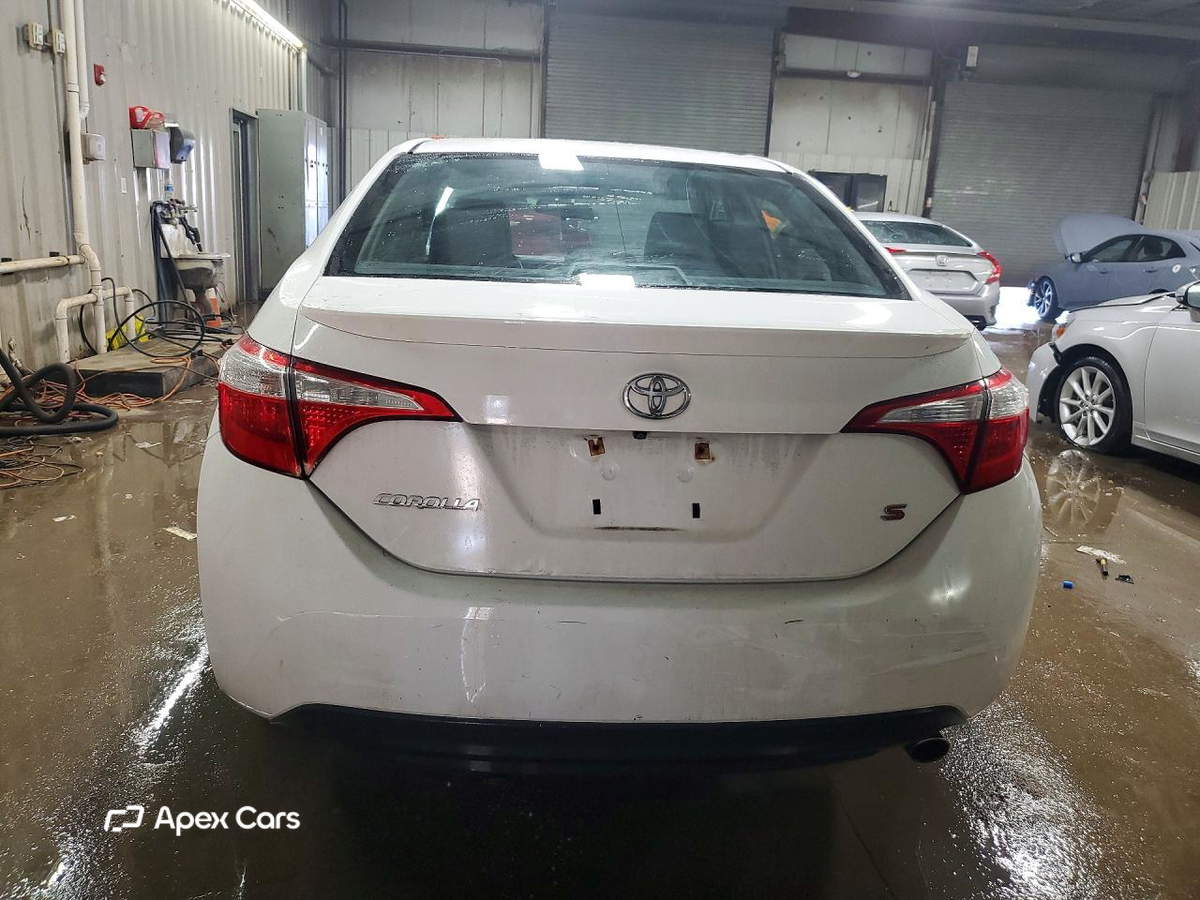 Toyota Corolla 2015