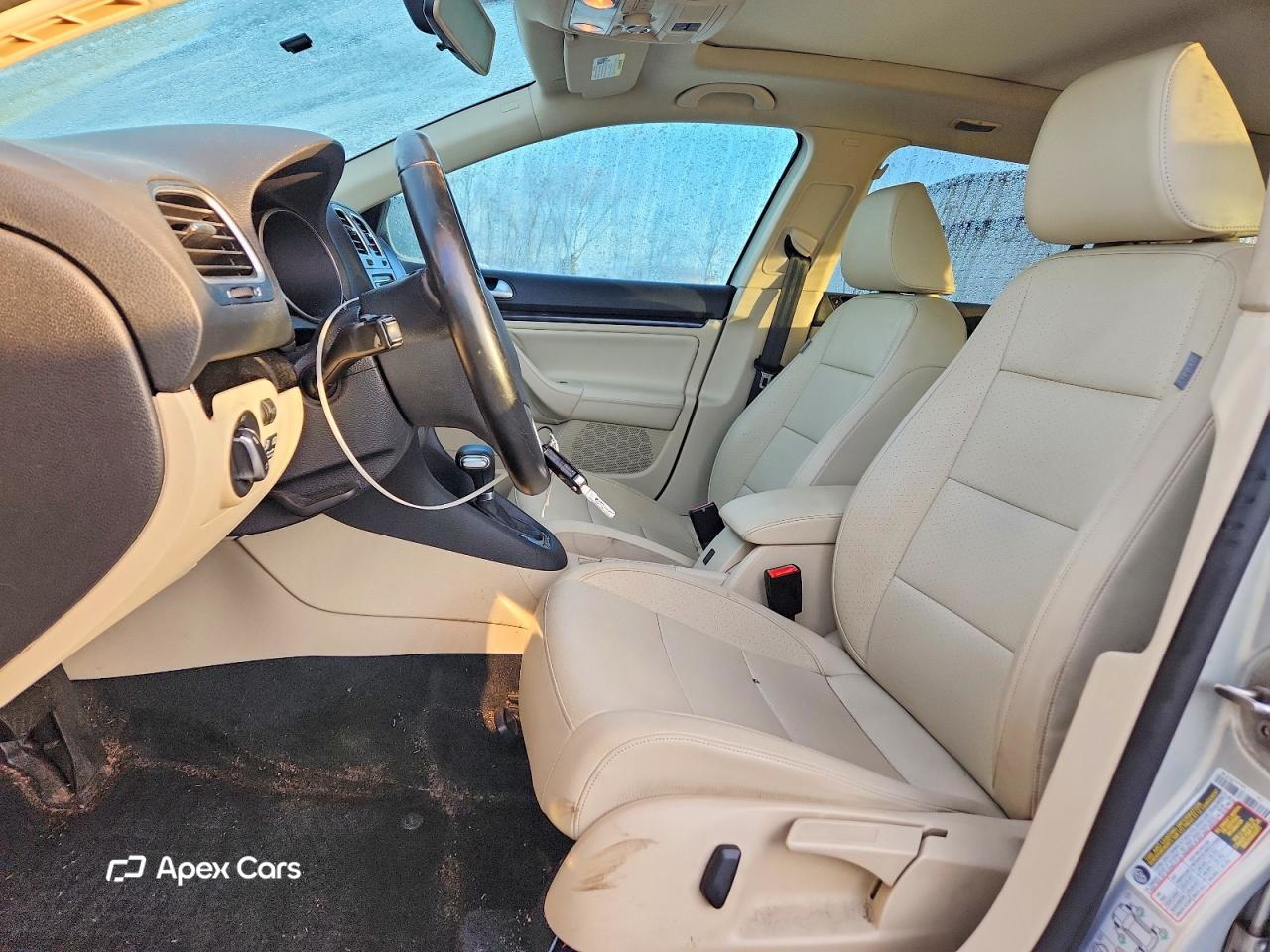 Volkswagen Jetta 2011