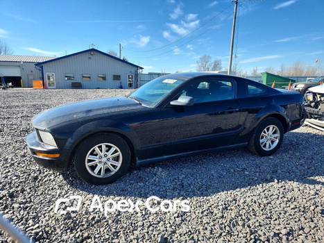 Ford Mustang 2007 - Image 1 of 13