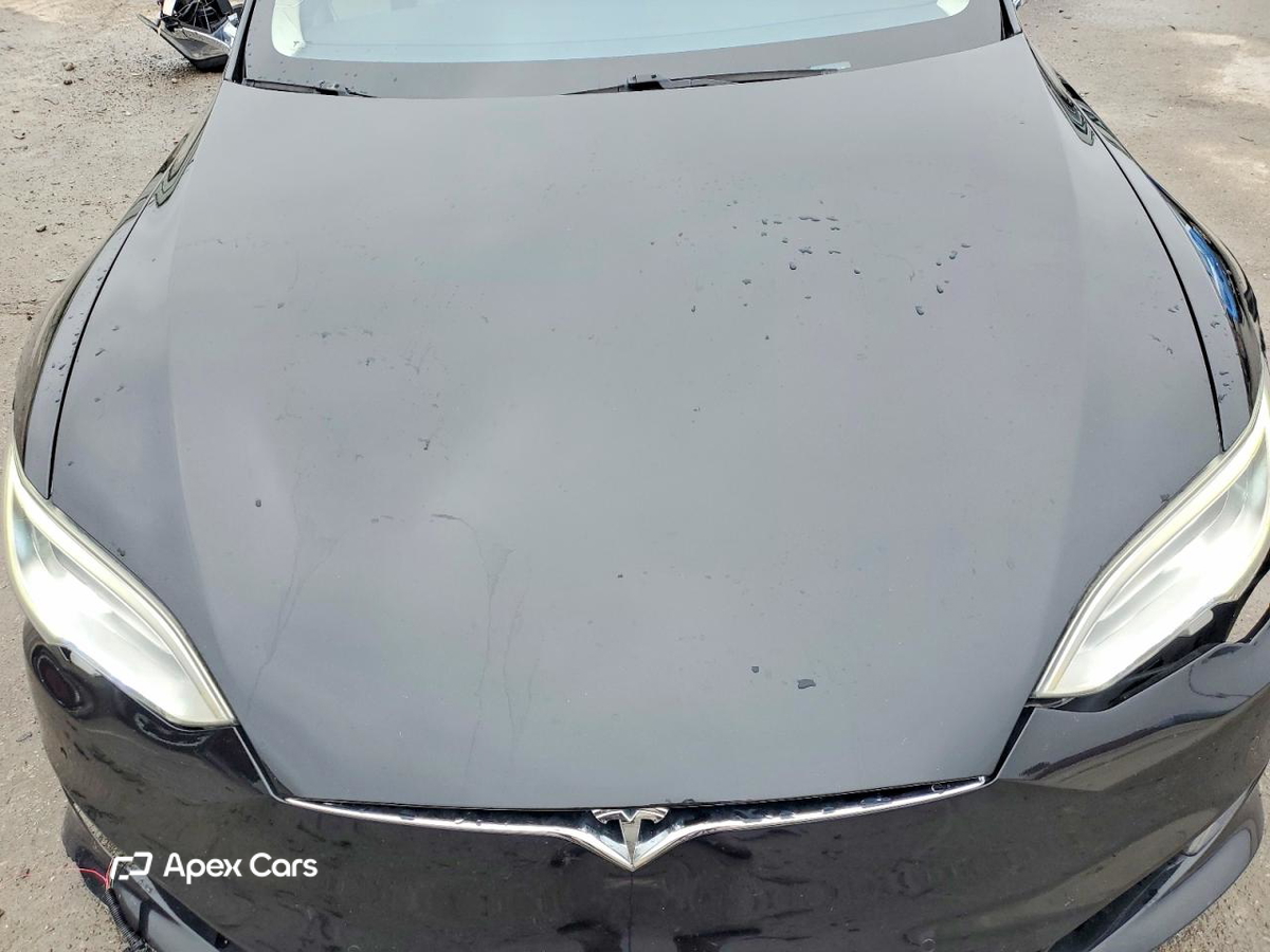Tesla Model S 2018