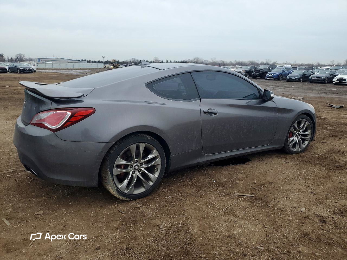 Hyundai Genesis 2013
