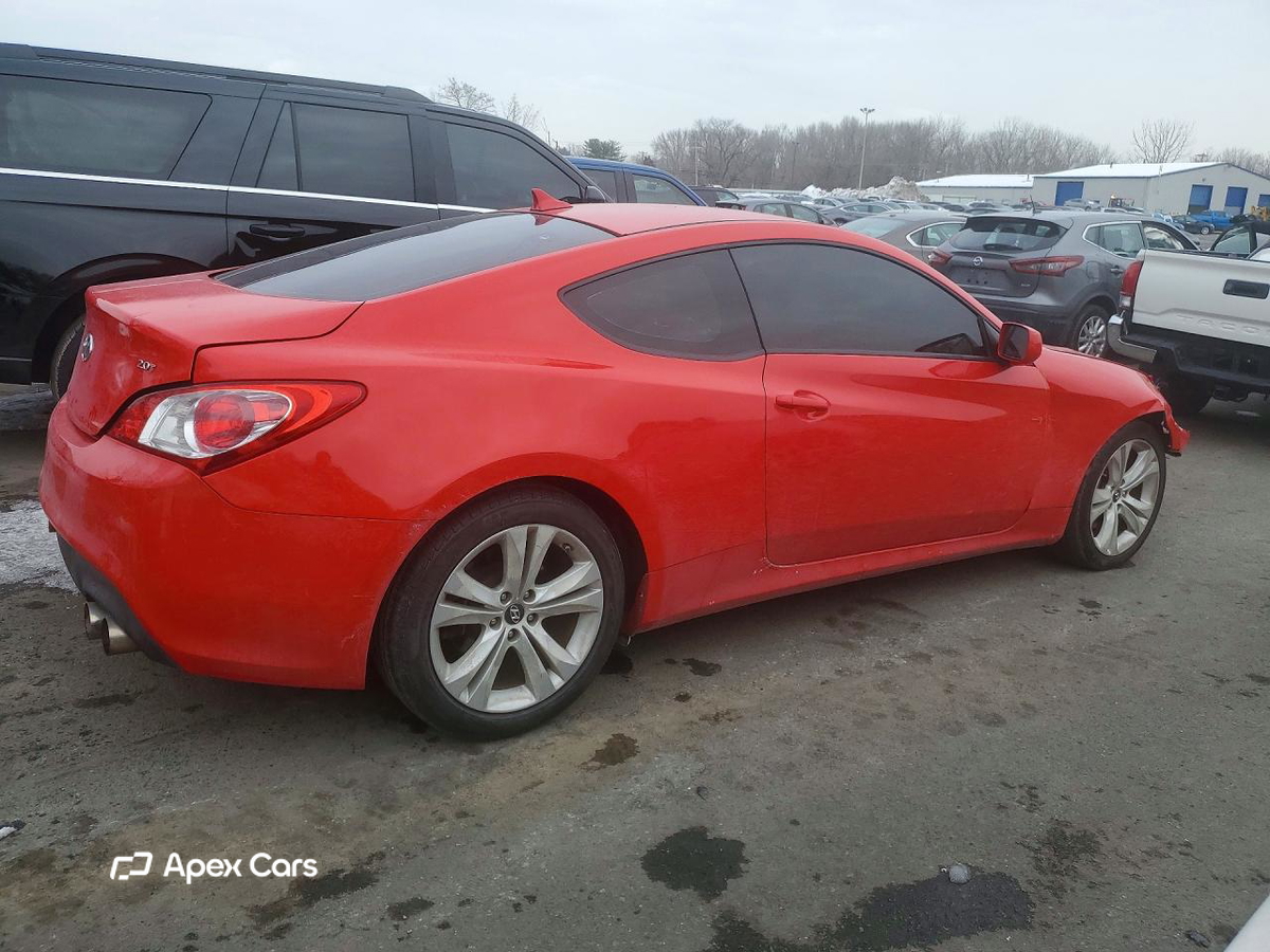 Hyundai Genesis 2010