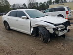 Chrysler 300 2016