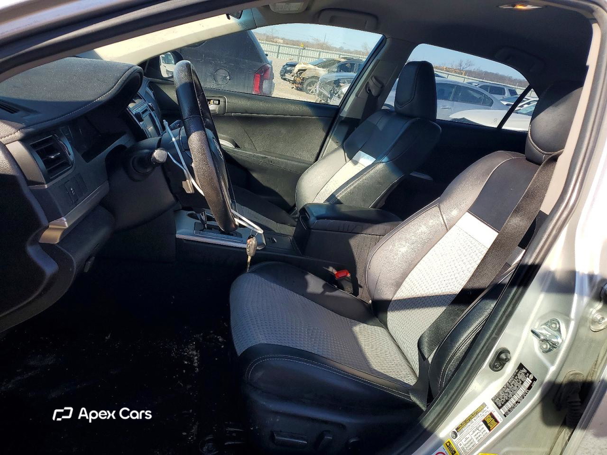 Toyota Camry 2012
