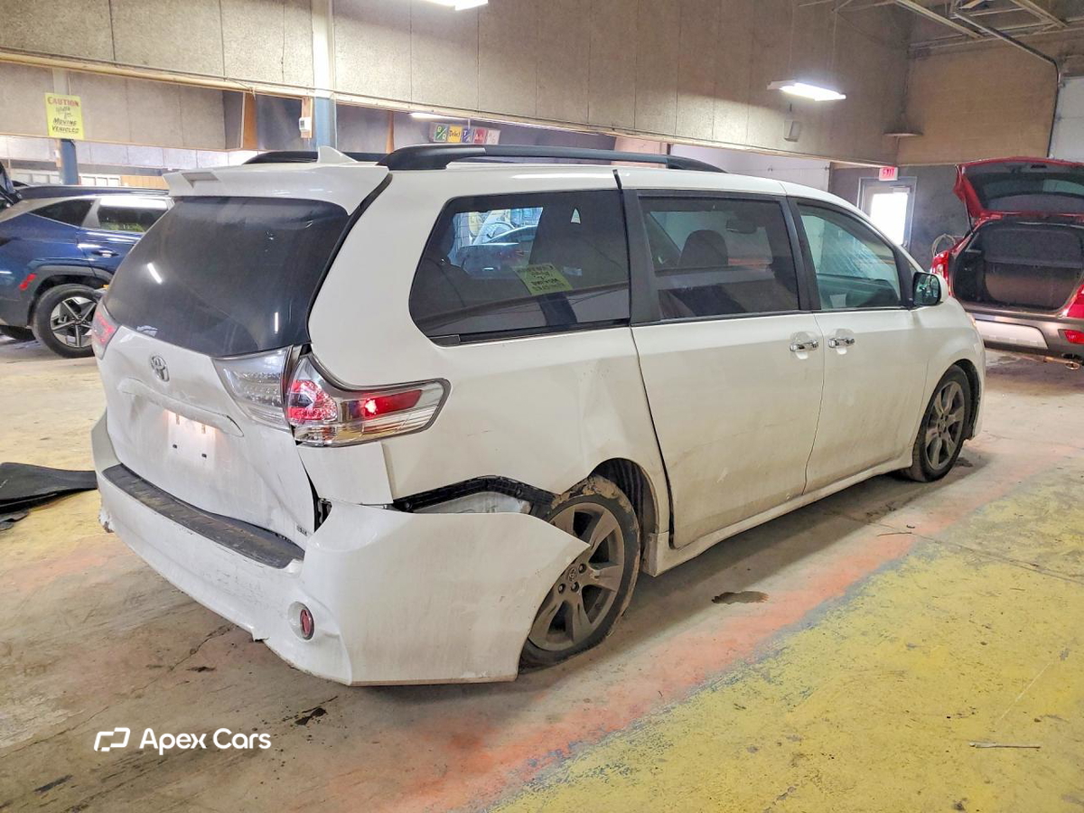 Toyota Sienna 2018