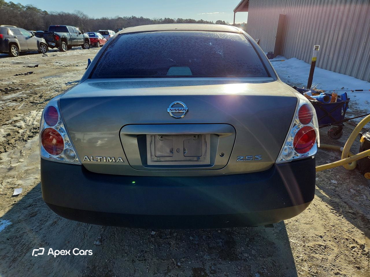 Nissan Altima 2004