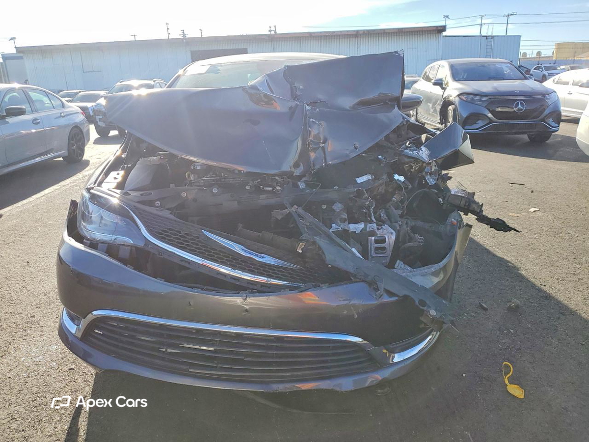 Chrysler 200 2015