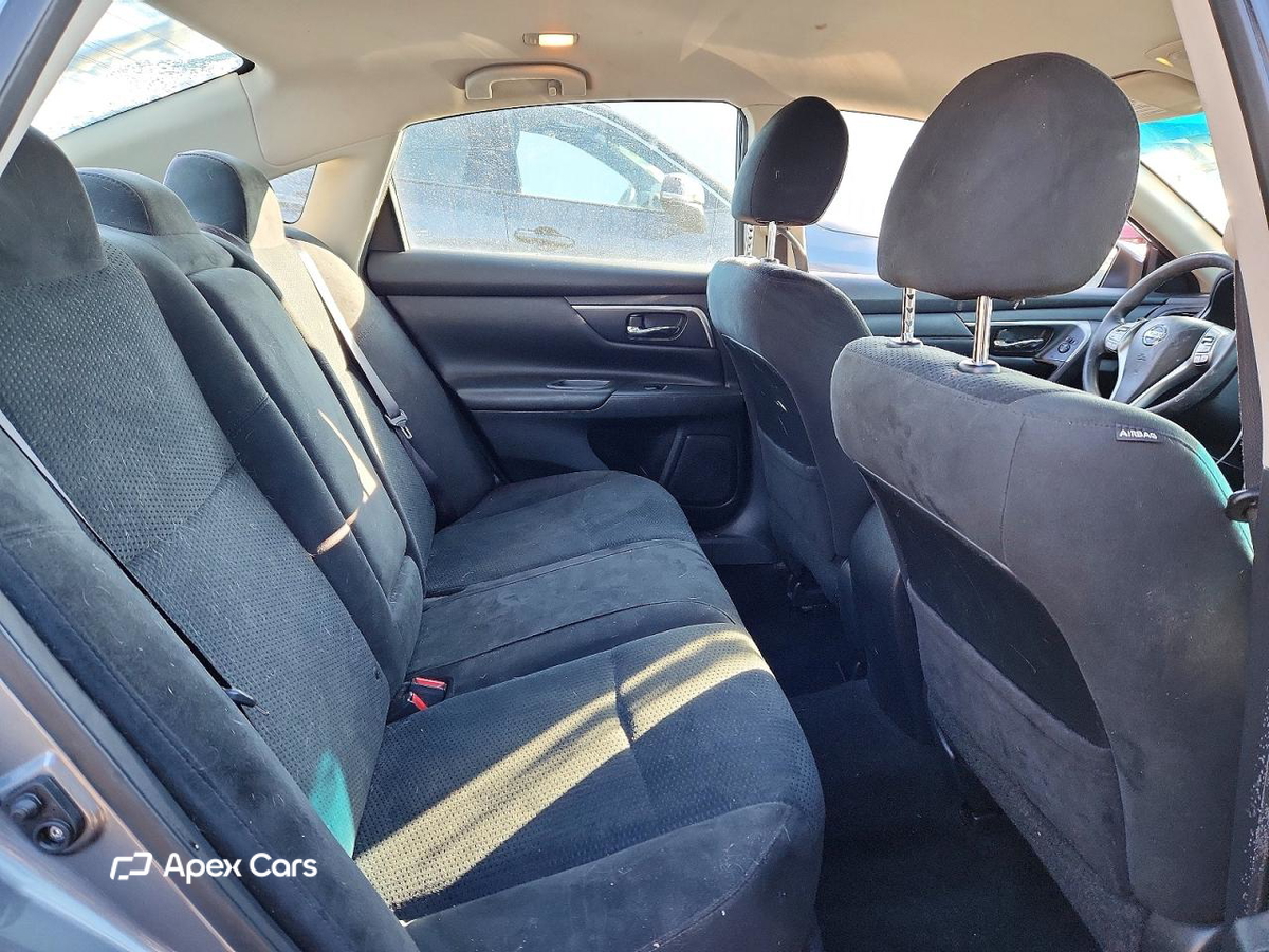 Nissan Altima 2015