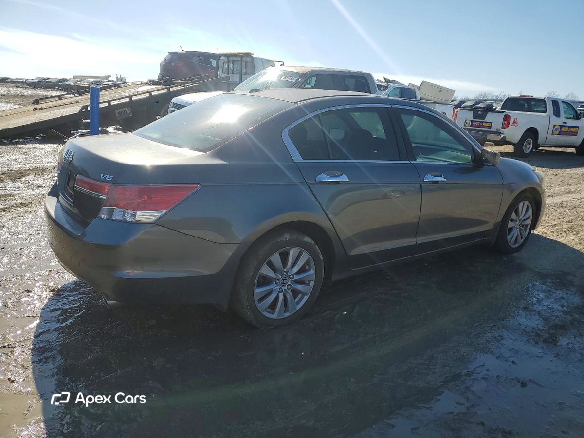 Honda Accord 2011