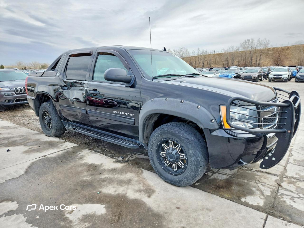 Chevrolet Avalanche 2013