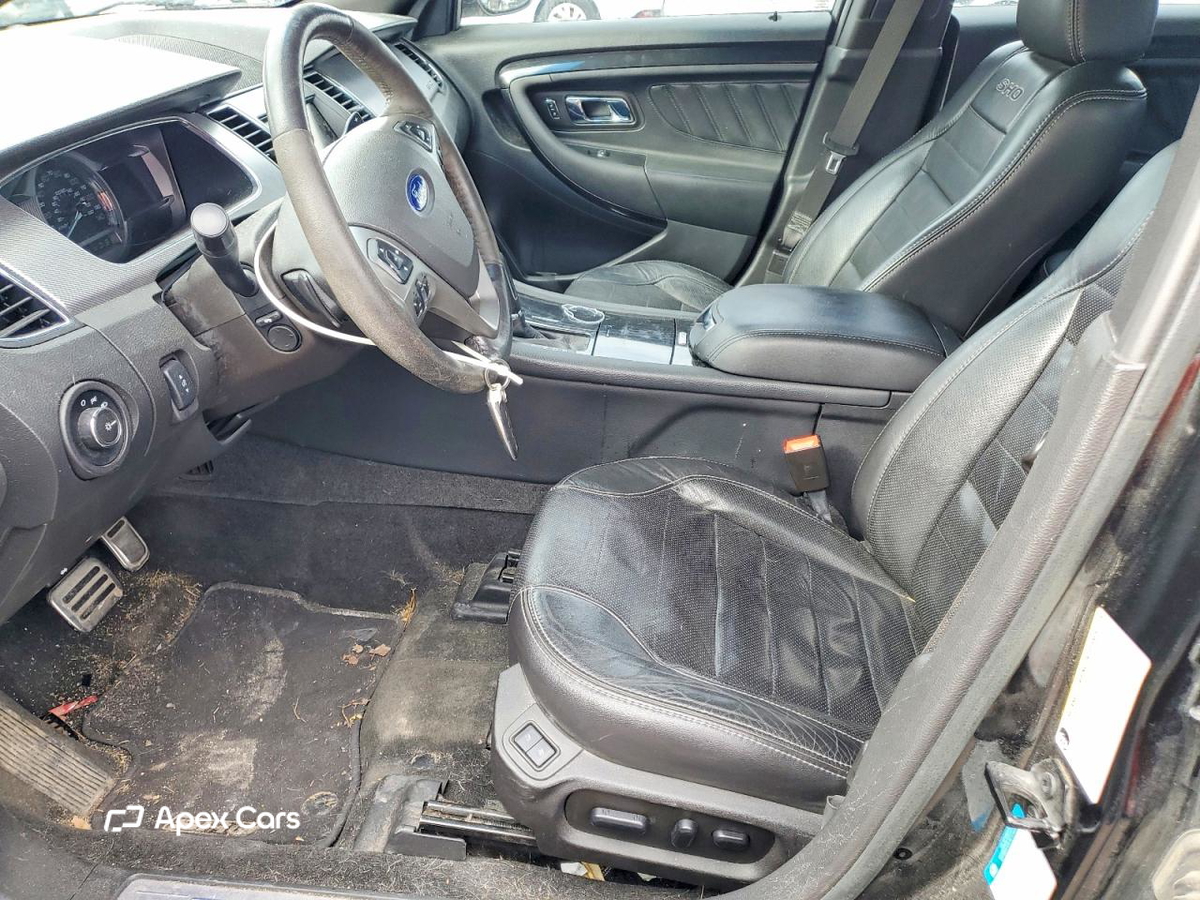 Ford Taurus 2015