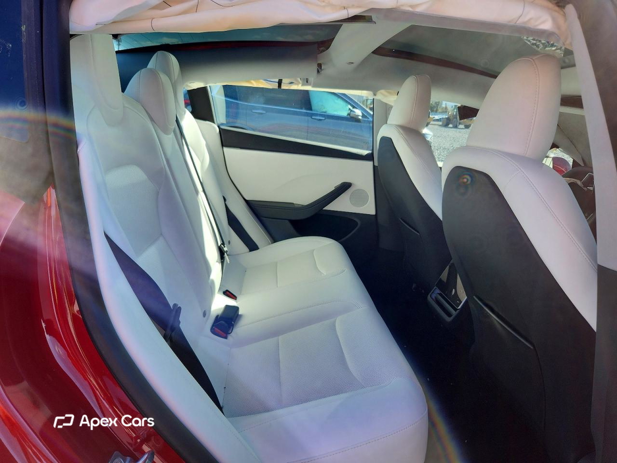 Tesla Model 3 2025