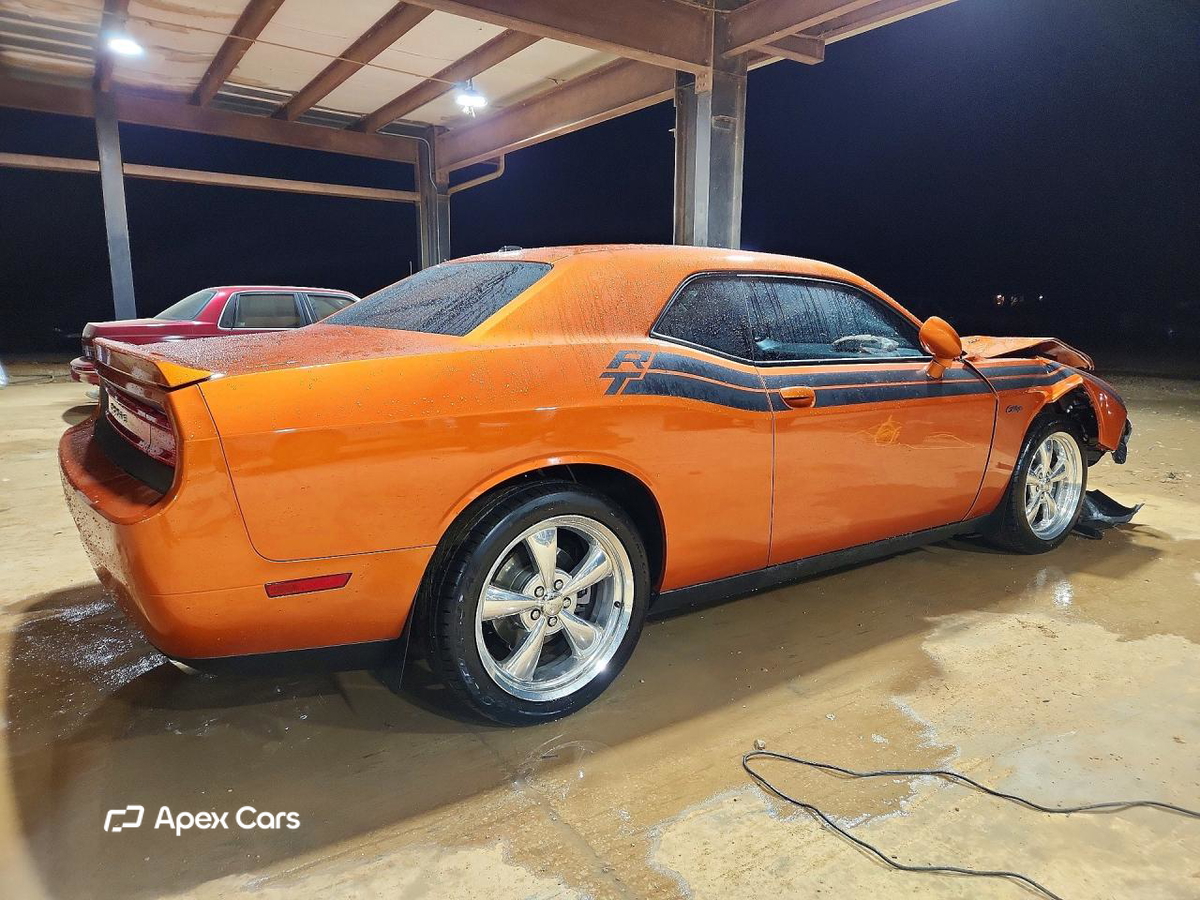Dodge Challenger 2011