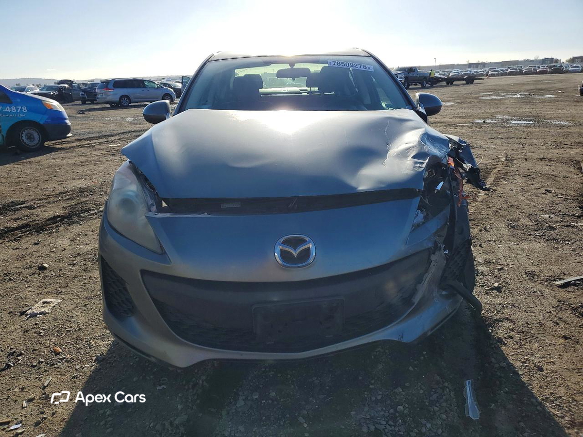 Mazda 3 2013