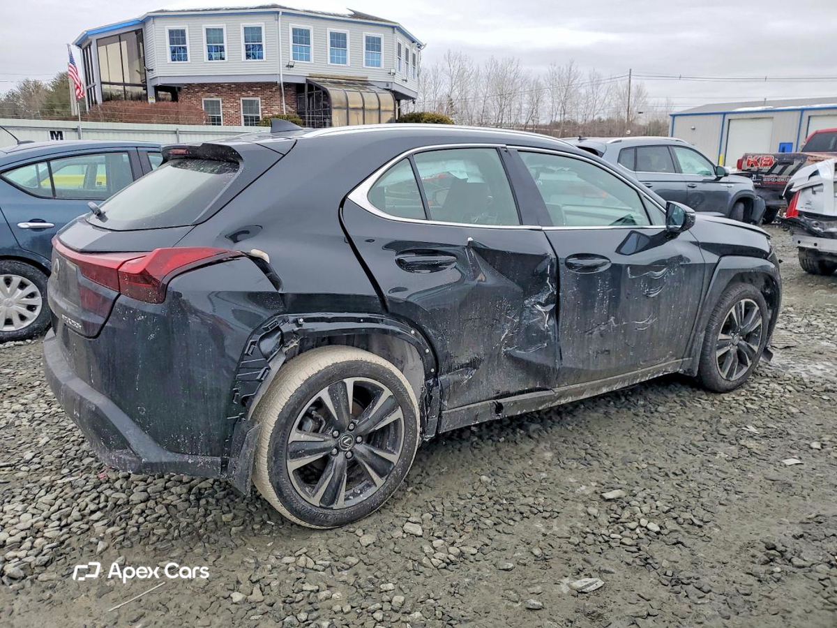 Lexus UX 2023