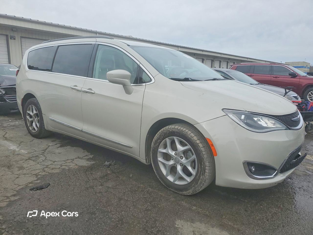 Chrysler Pacifica 2017