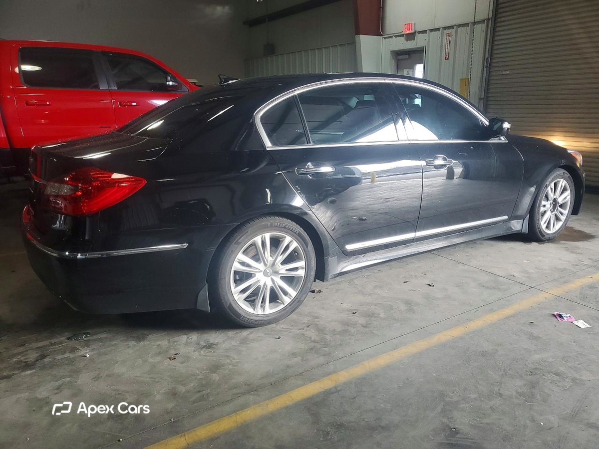 Hyundai Genesis 2014