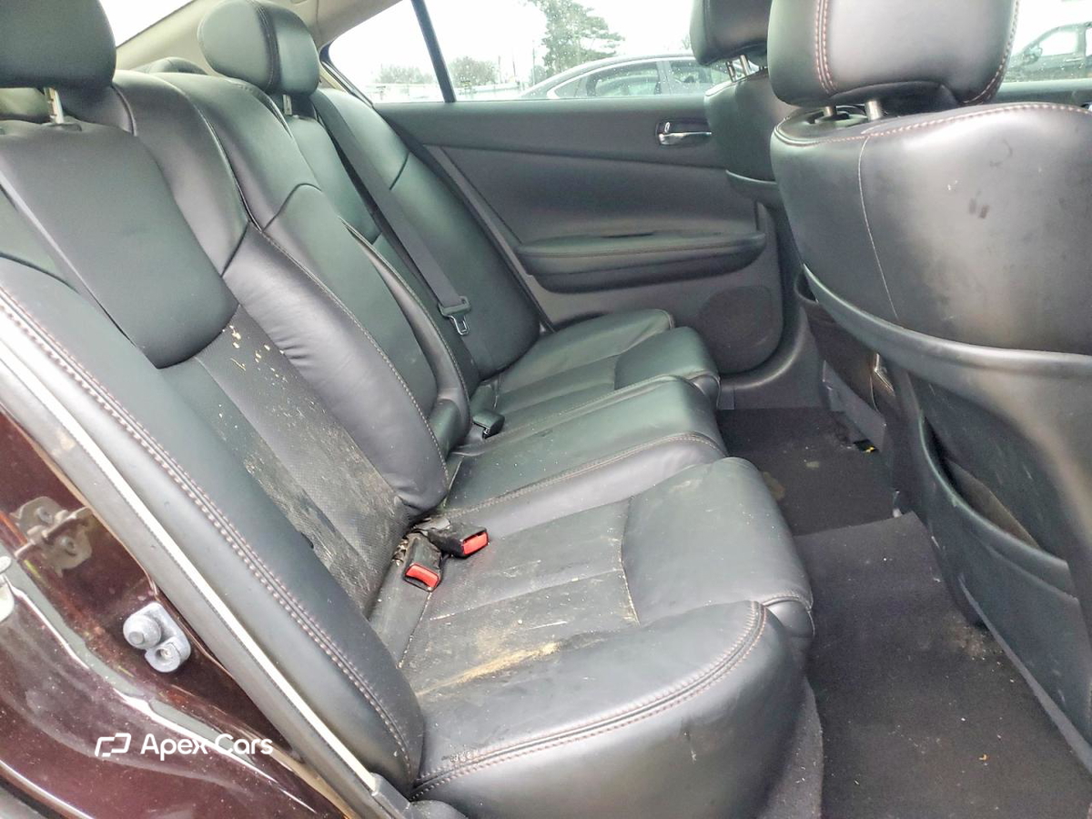 Nissan Maxima 2014