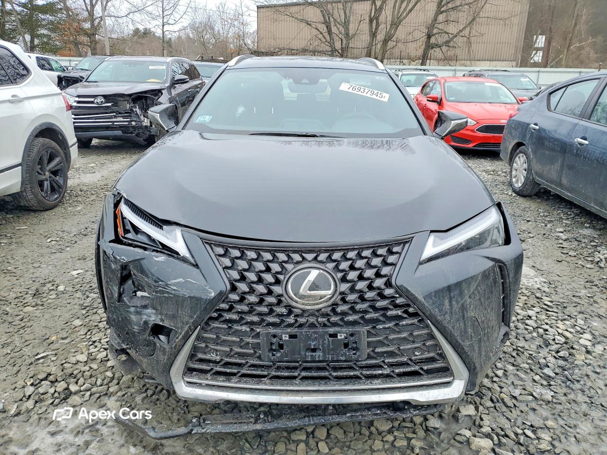 Lexus UX 2023