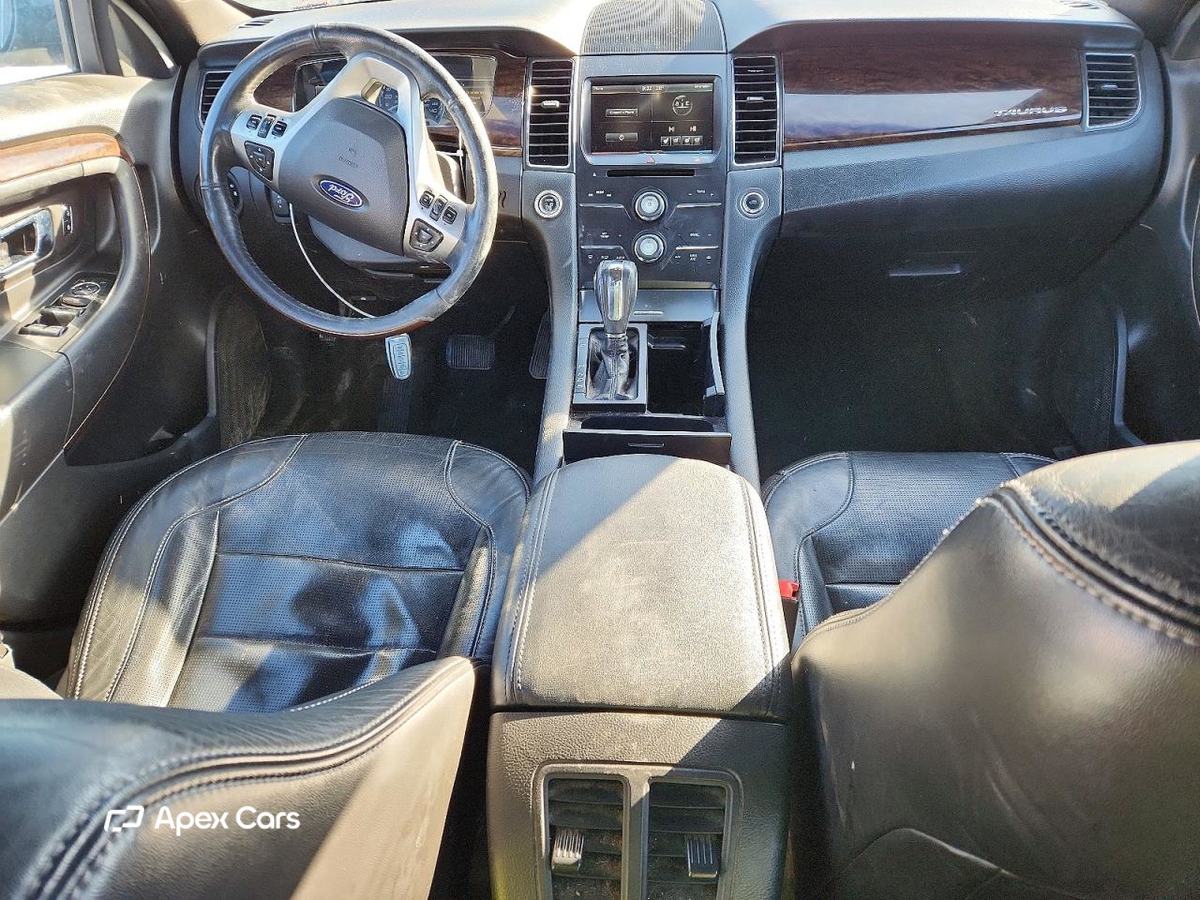 Ford Taurus 2015
