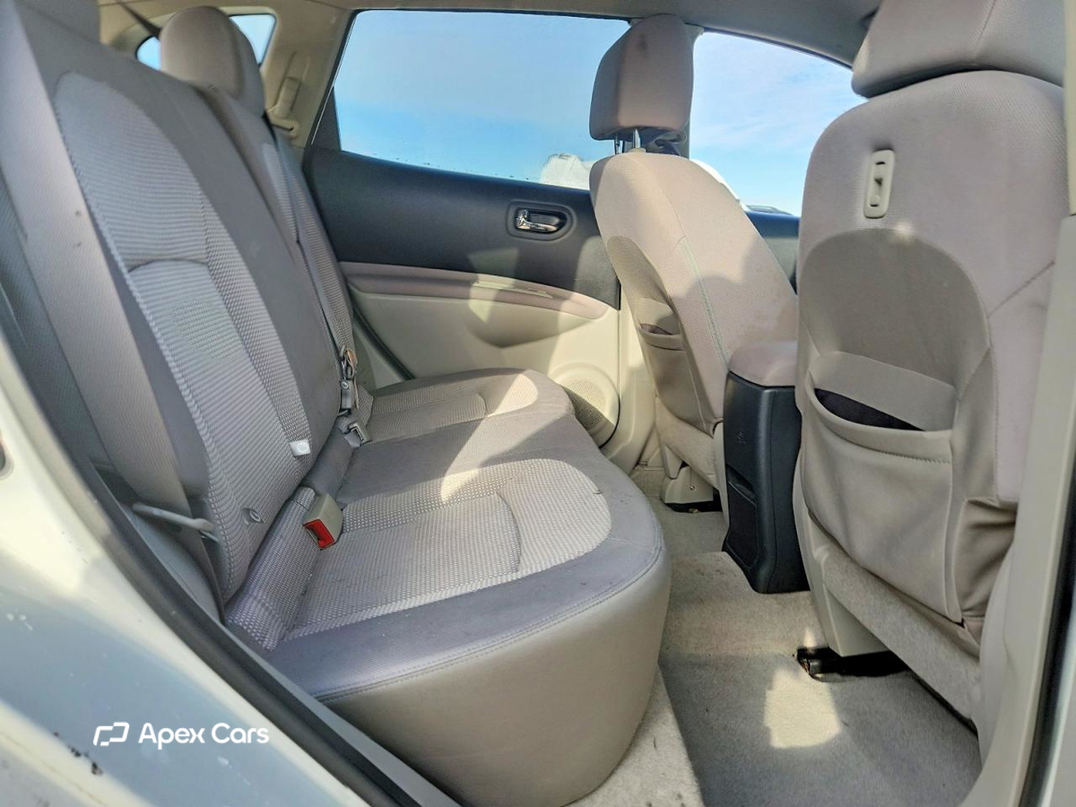 Nissan Rogue 2011
