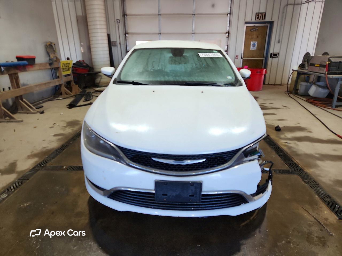 Chrysler 200 2015