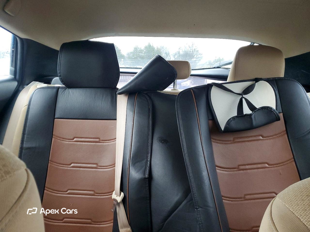 Toyota Prius 2019