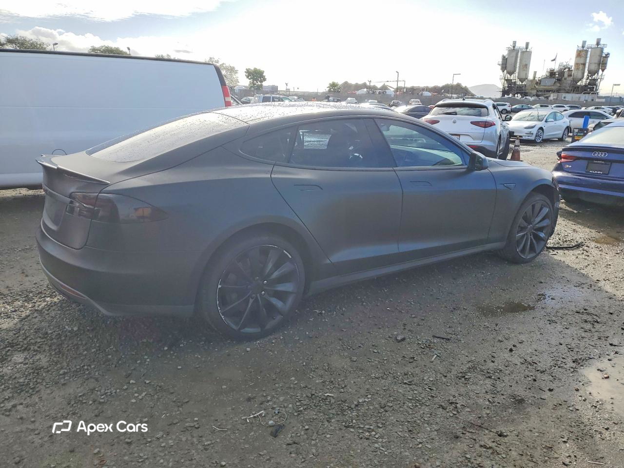 Tesla Model S 2015