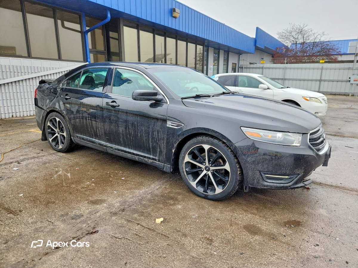 Ford Taurus 2015