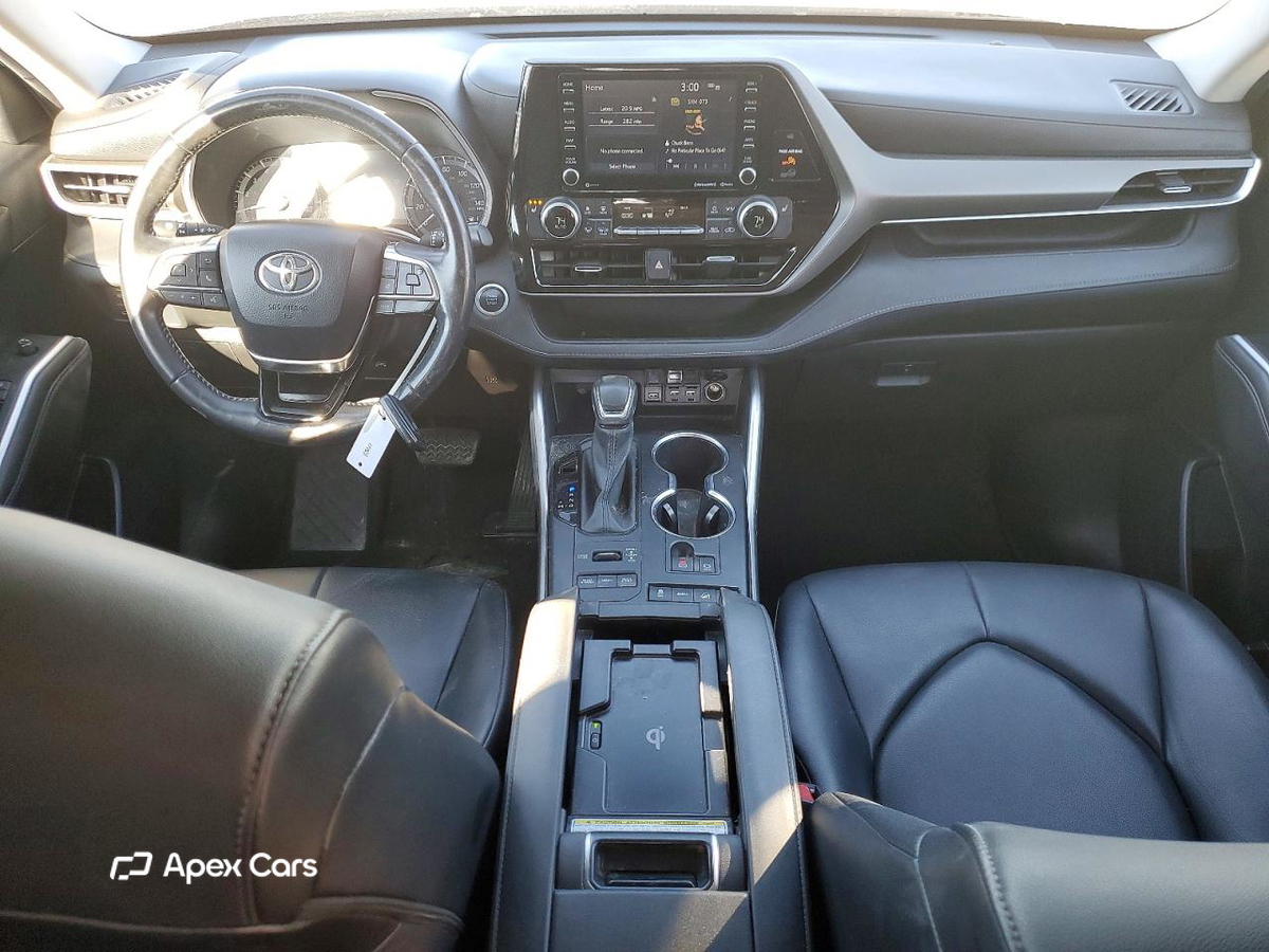 Toyota Highlander 2021