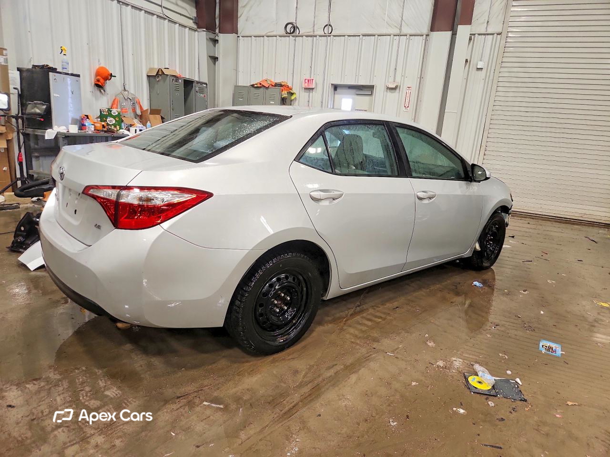 Toyota Corolla 2015