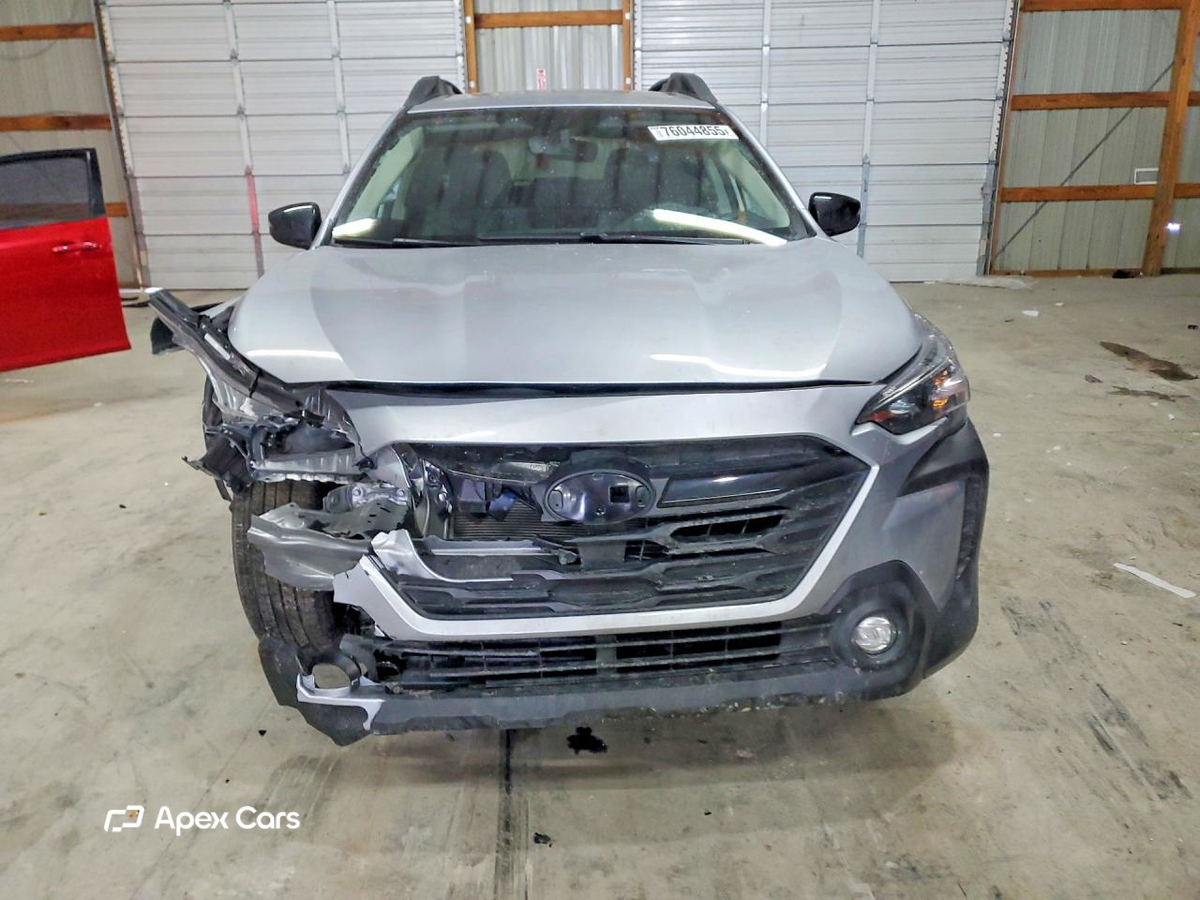 Subaru Outback 2025