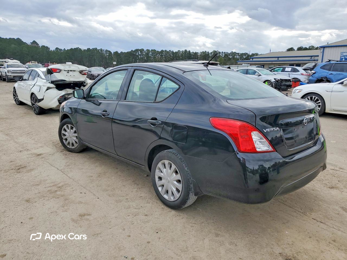 Nissan Versa 2017