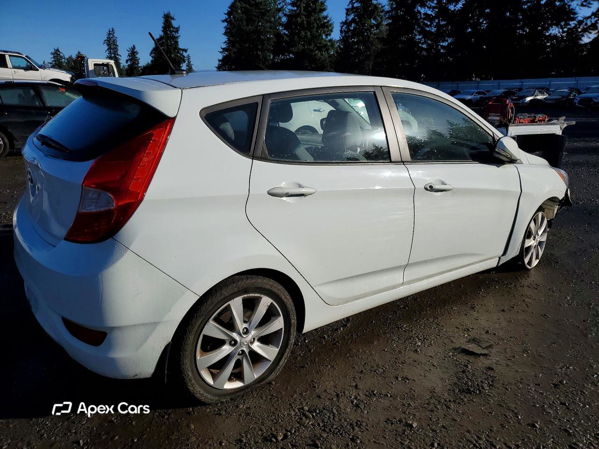 Hyundai Accent 2013