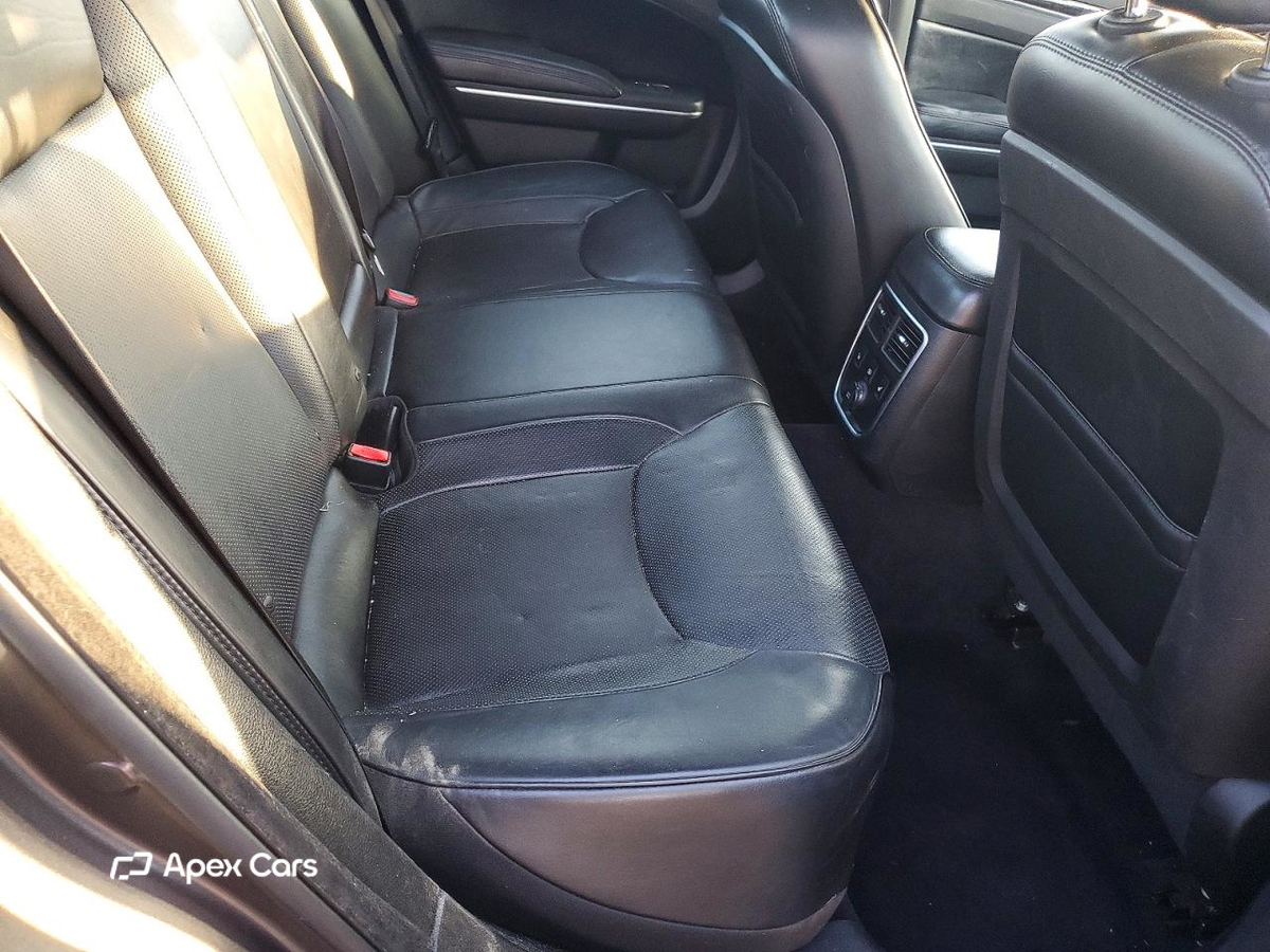 Chrysler 300 2013