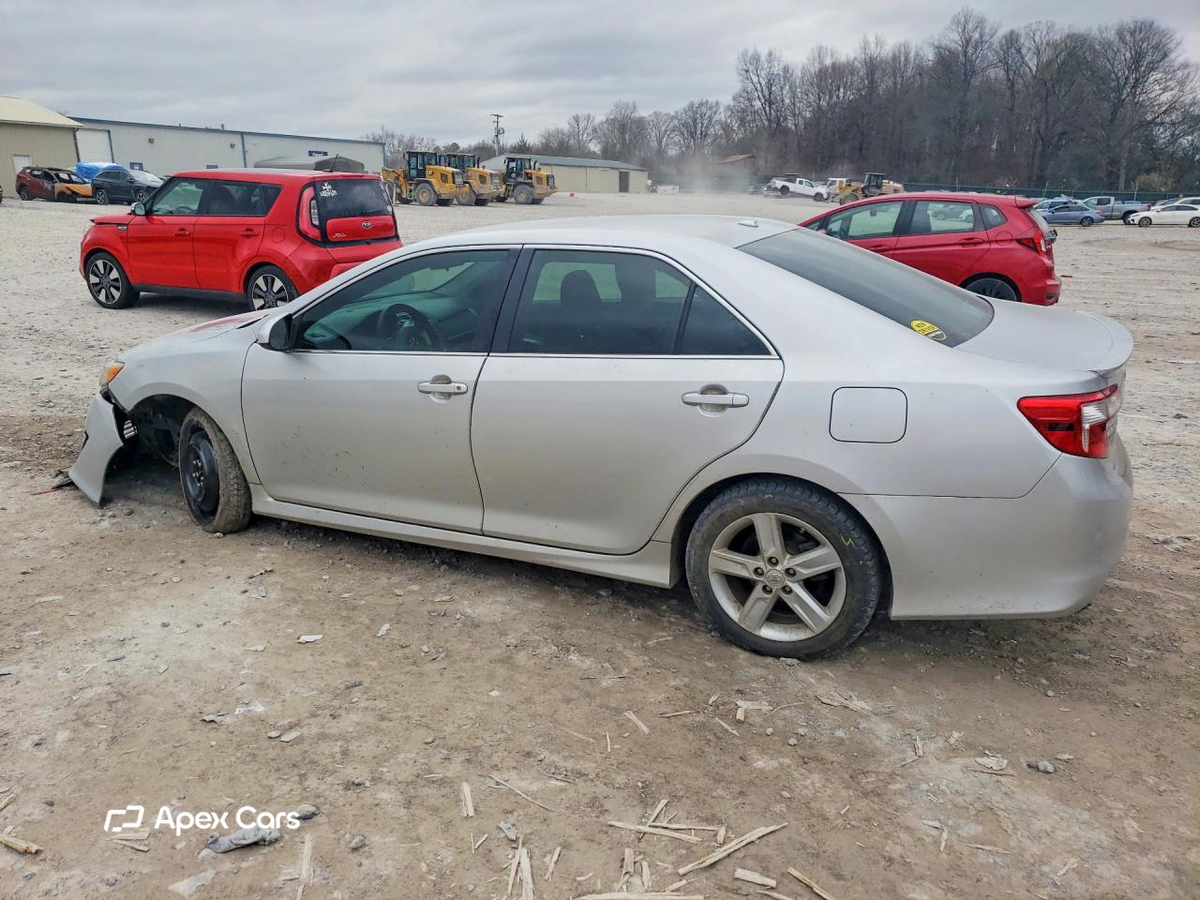 Toyota Camry 2012