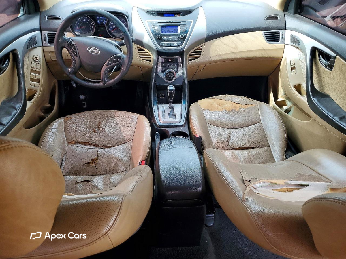 Hyundai Elantra 2013
