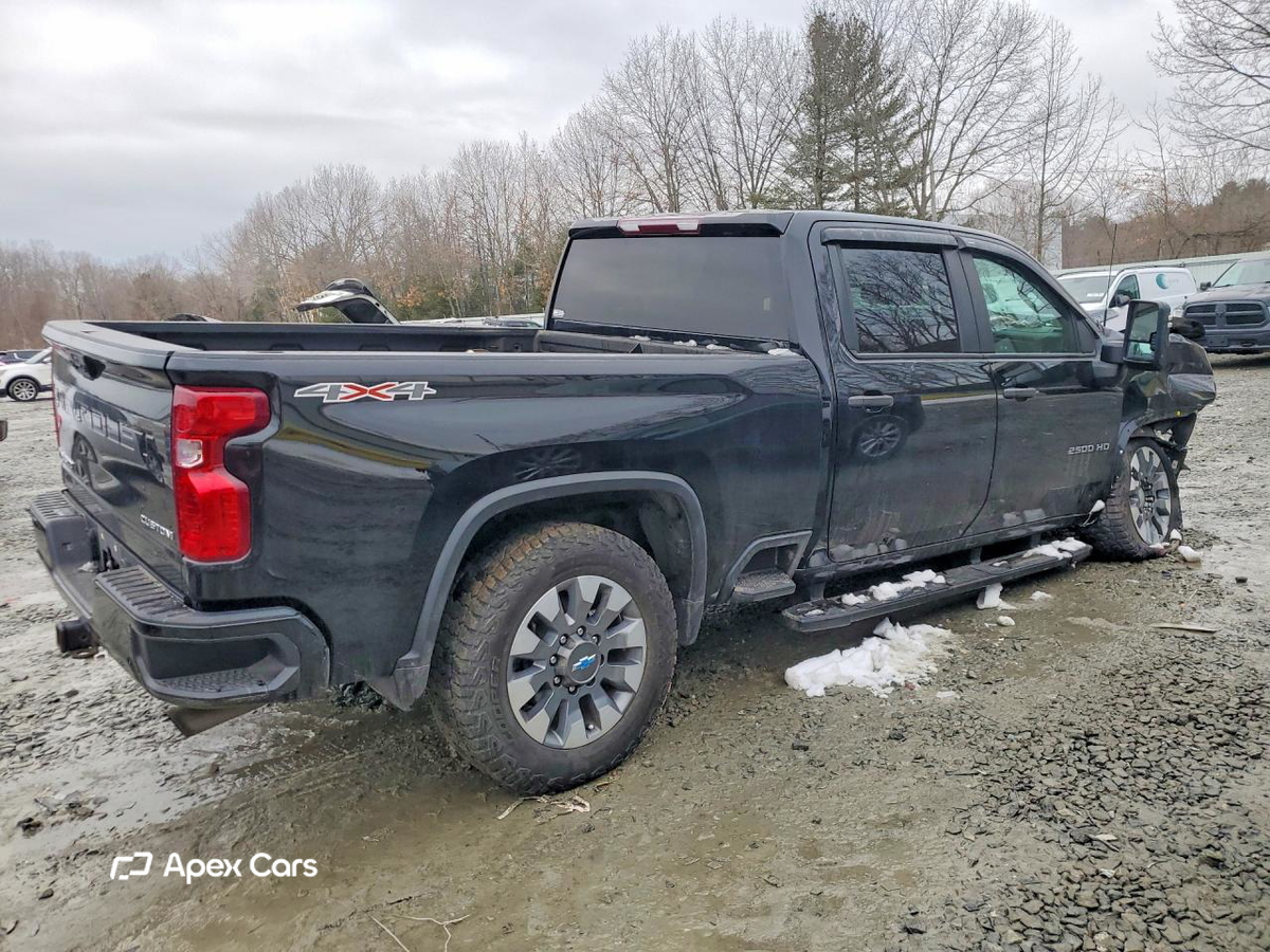 Chevrolet Silverado 2022